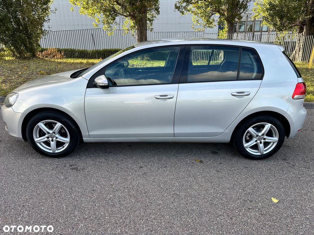 Volkswagen Golf VI 1.6 Comfortline - 5