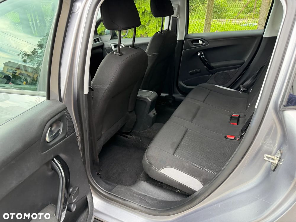 Peugeot 2008 82 VTI Acess - 24