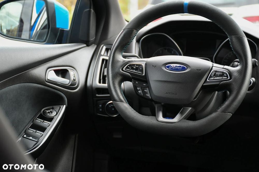 Ford Focus - 19