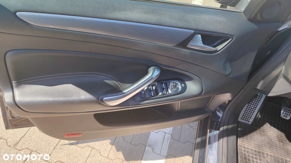 Ford Mondeo 2.0 TDCi Silver X - 28