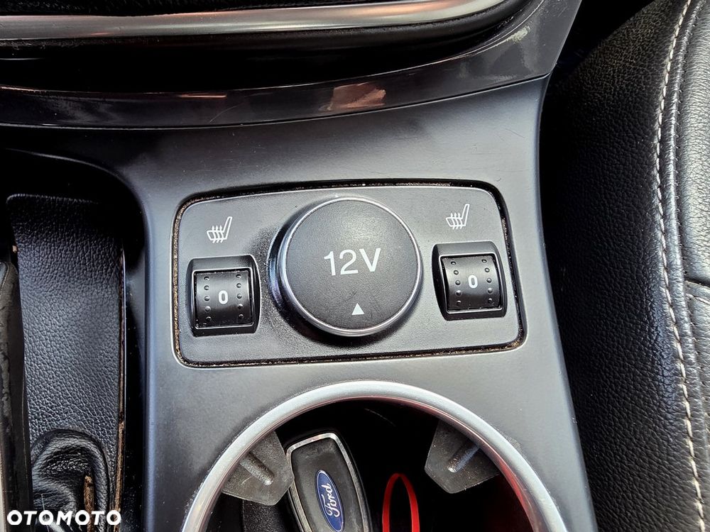 Ford Kuga 2.0 TDCi FWD Titanium - 22