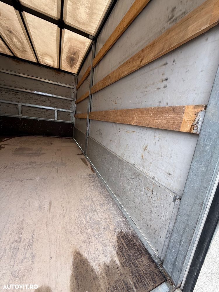 Ford Transit - 27