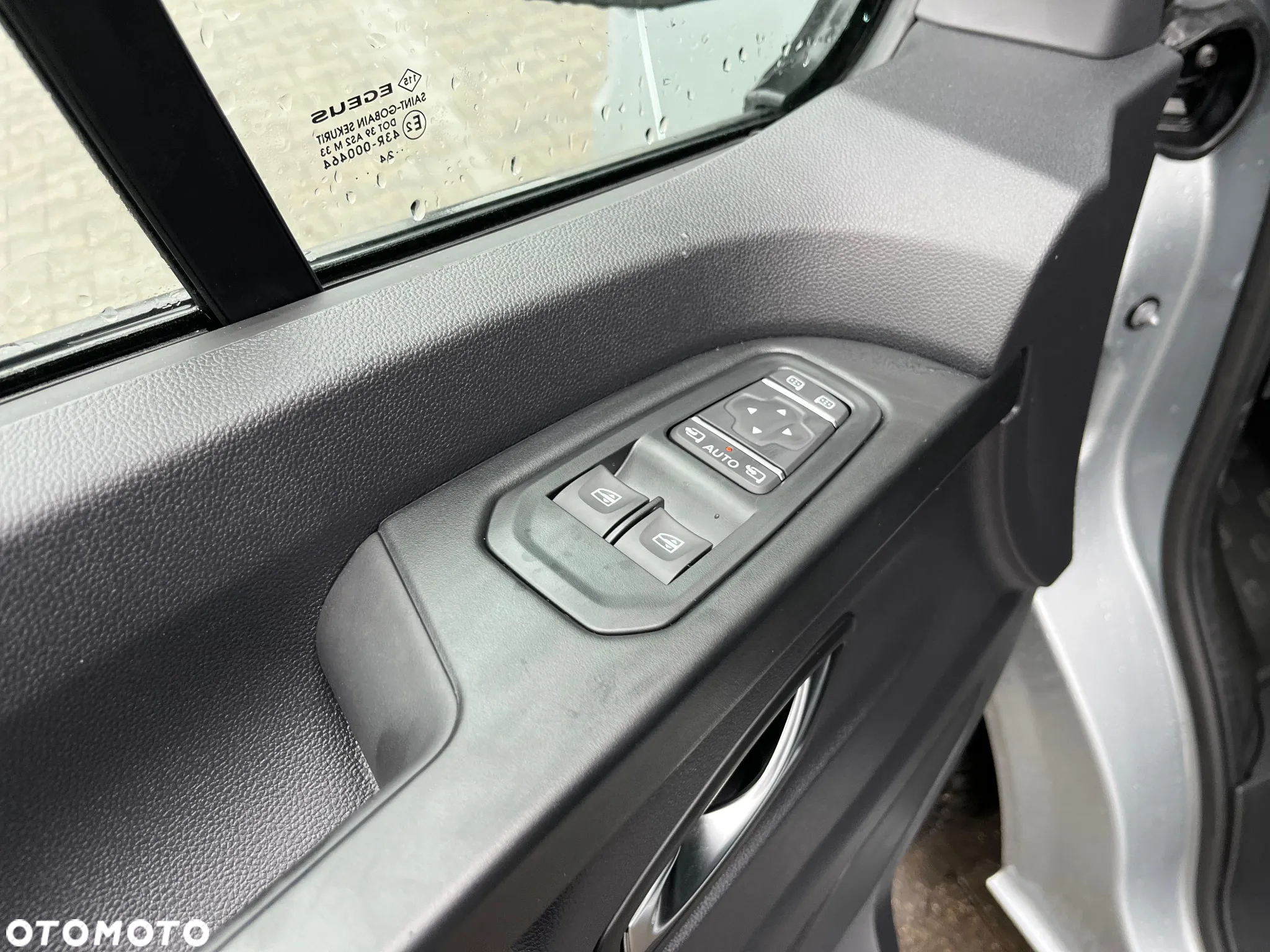 Renault Trafic - 19