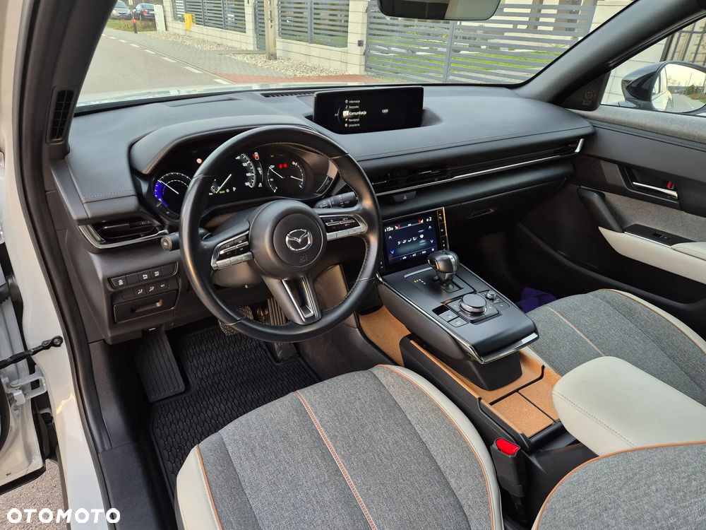 Mazda MX-30 e-SKYACTIV - 9