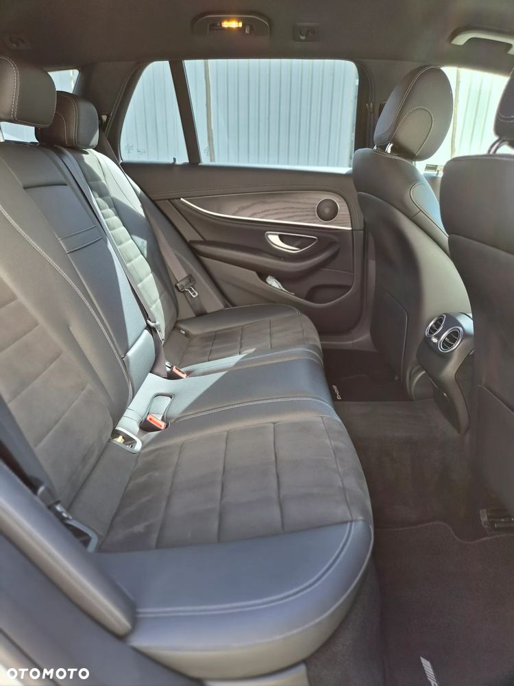 Mercedes-Benz Klasa E 220 d 4-Matic AMG - 13