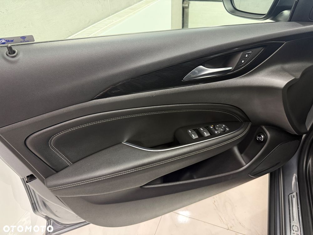 Opel Insignia 2.0 Business Innovation - 11