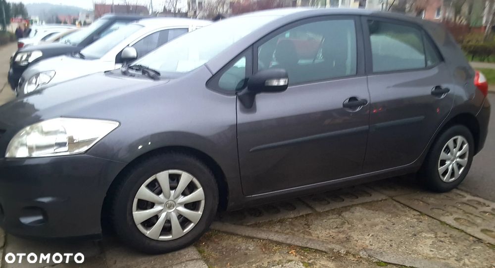 Toyota Auris 1.4 D-4D Luna EU5 - 3