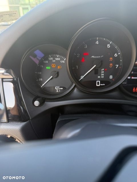Porsche Macan T - 14