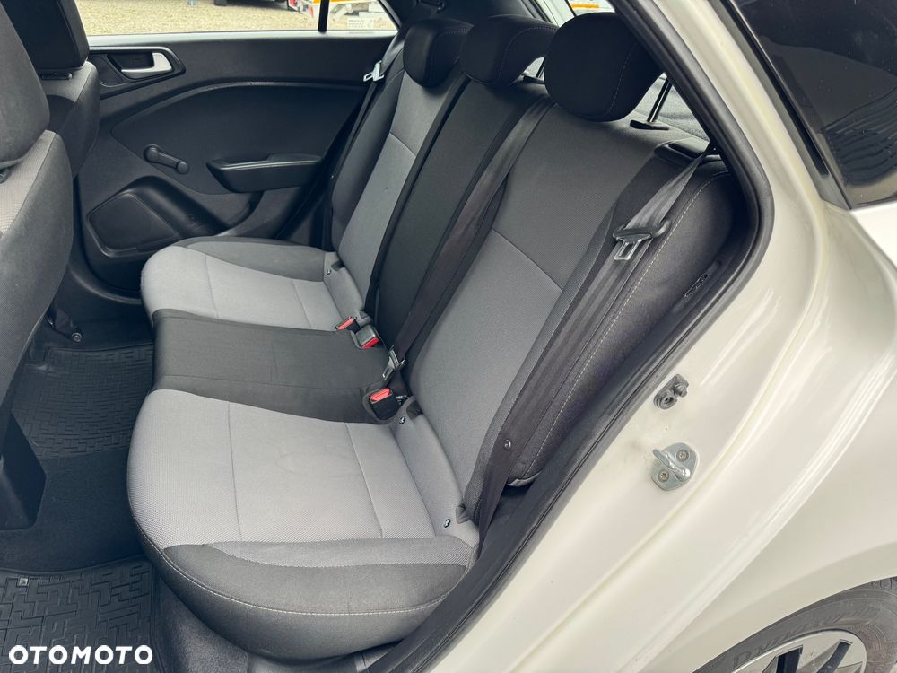 Hyundai i20 1.2 Classic Plus - 27