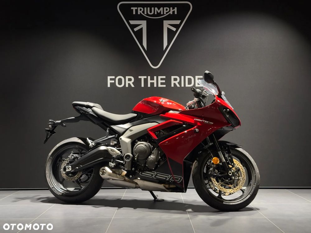 Triumph Daytona - 3