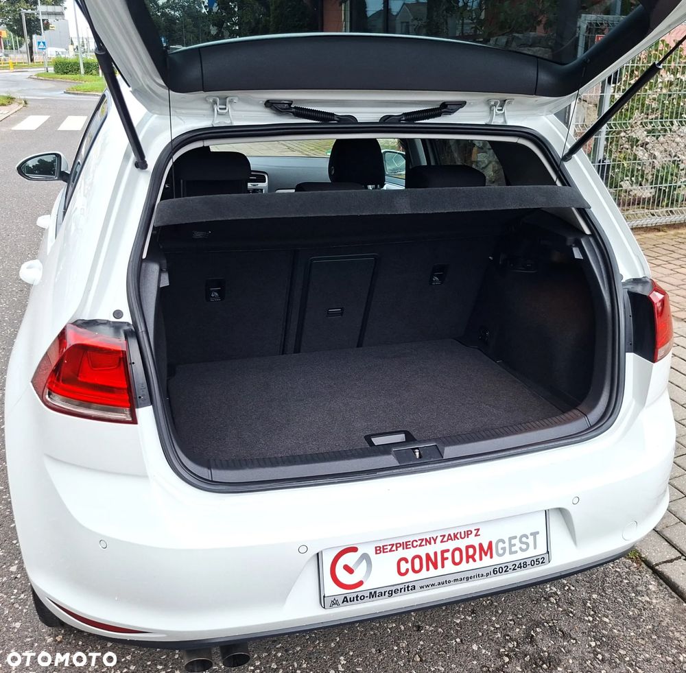 Volkswagen Golf 2.0 BlueTDI DSG Comfortline - 21