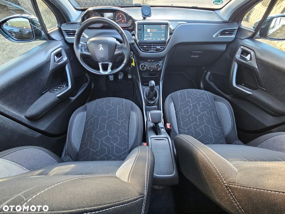 Peugeot 2008 1.6 BlueHDi Style - 18