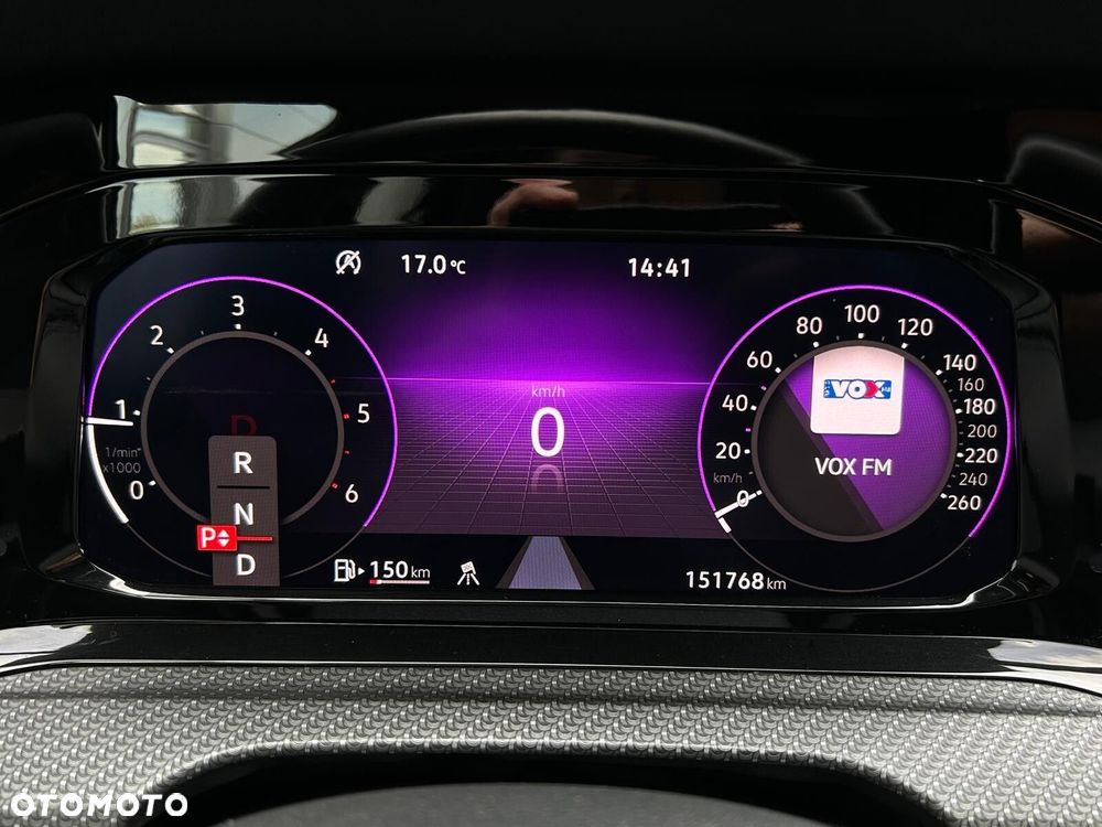 Volkswagen Golf 2.0 TDI R-Line DSG - 22