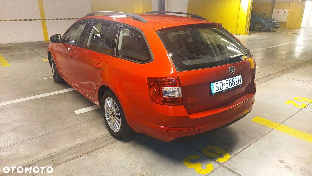 Skoda Octavia 1.6 TDI Ambition - 6