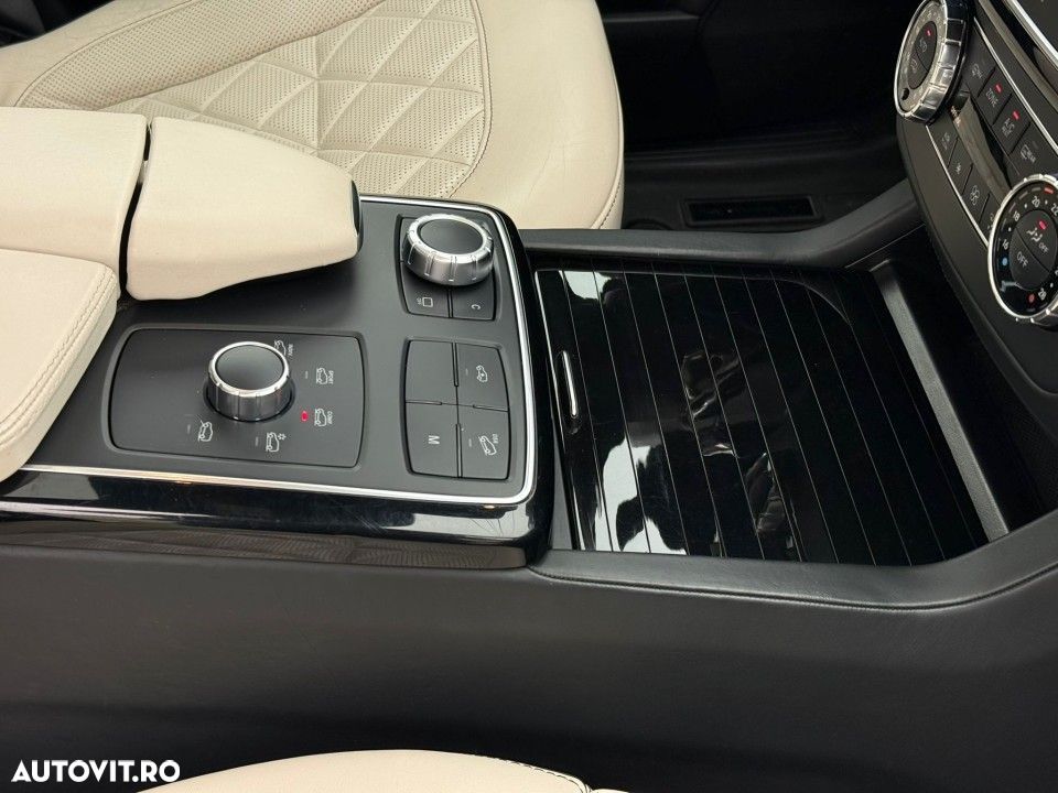 Mercedes-Benz GLS 350 d 4MATIC Aut. - 24