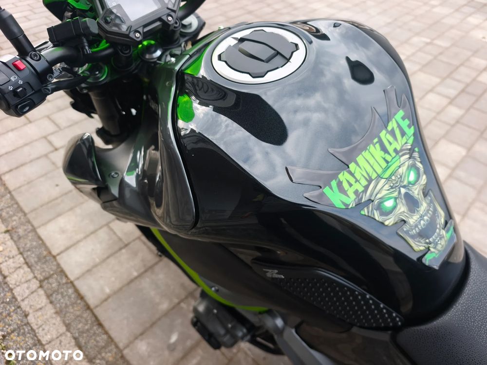Kawasaki Z 900 - 14