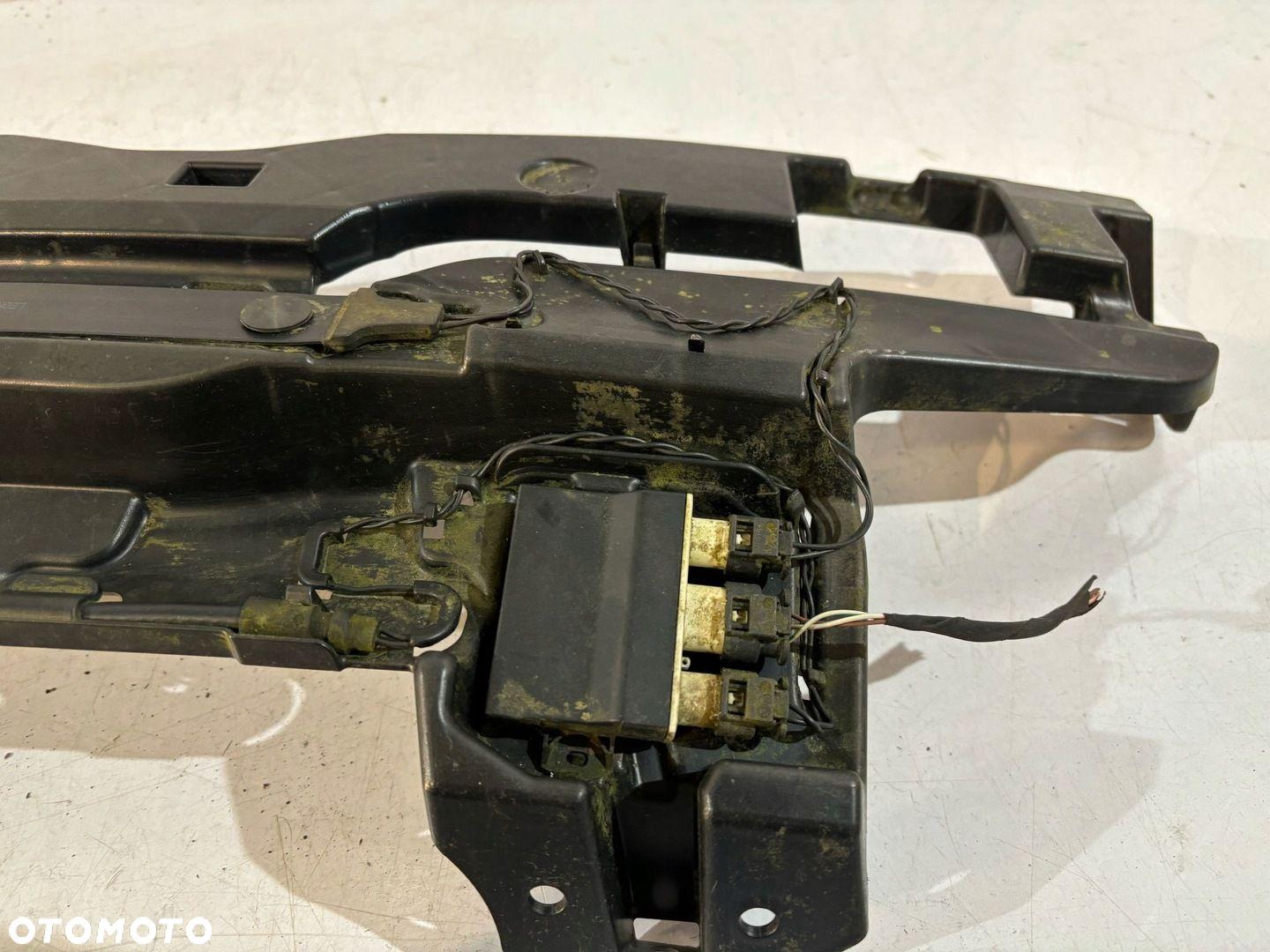 BMW 5 F10 F11 Ślizg zderzaka czujnik Smart- 16884 - 4