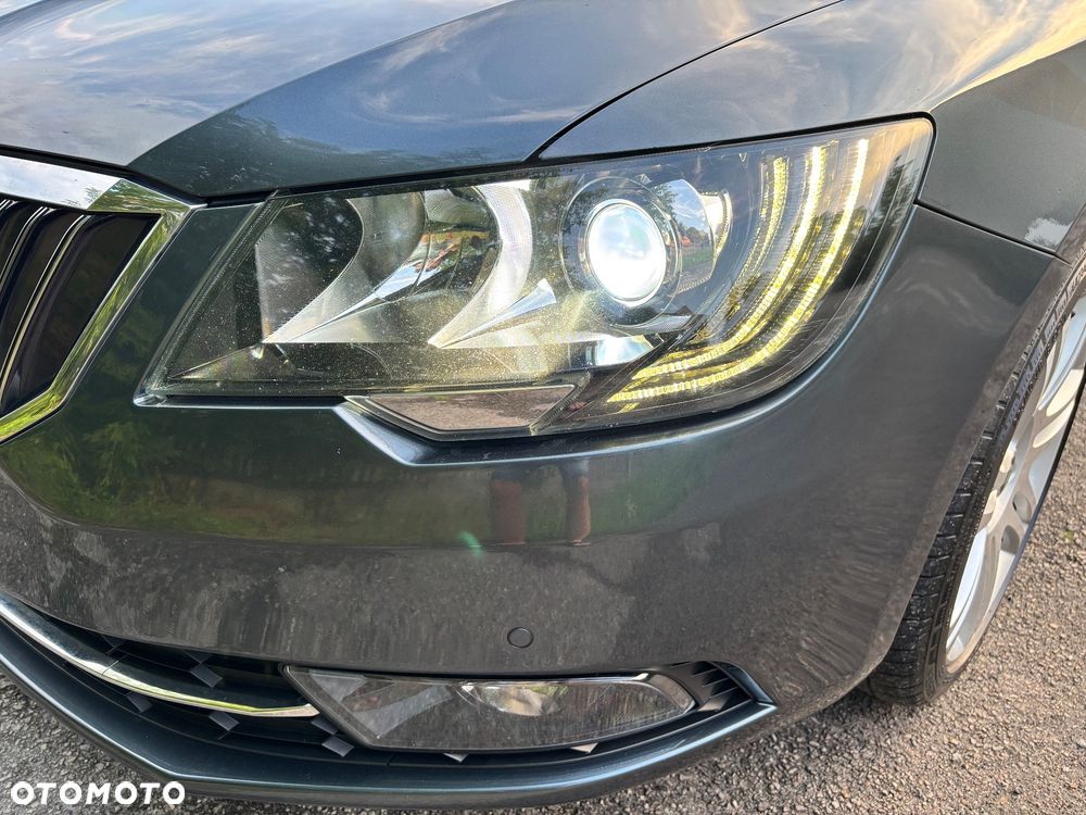 Skoda Superb 1.6 TDI Green tec Exclusive - 34