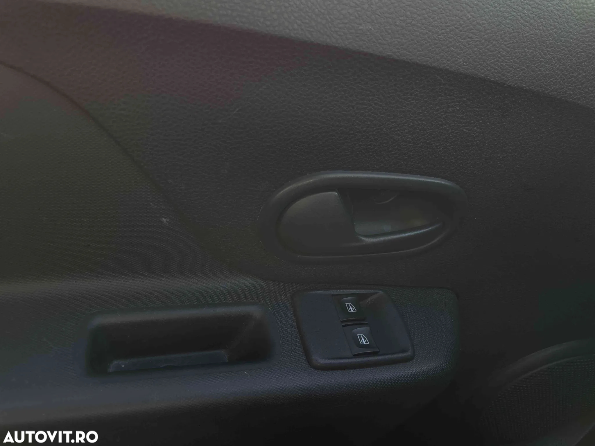 Dacia Logan - 10
