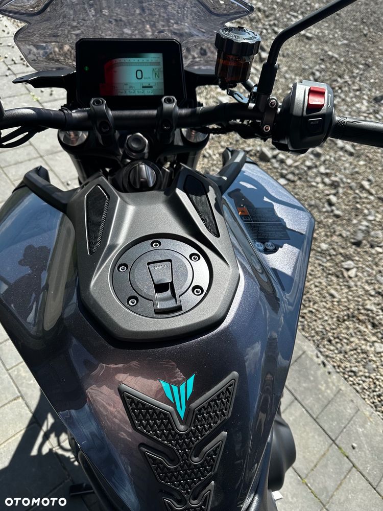 Yamaha MT - 4