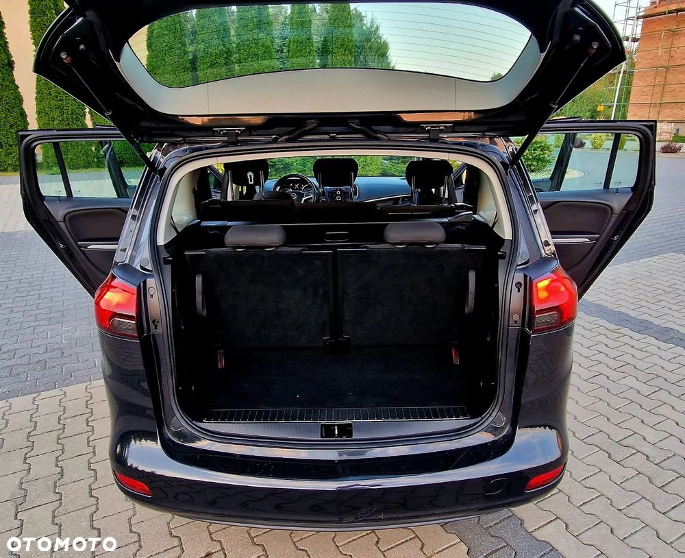 Opel Zafira - 17