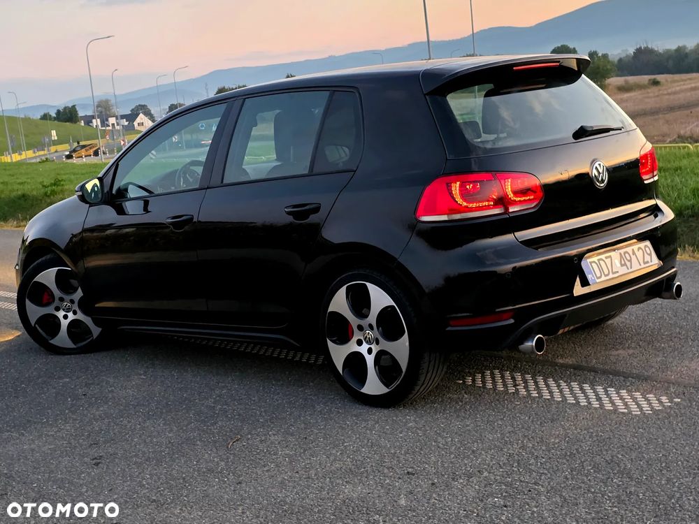Volkswagen Golf VI 2.0 TSI GTI DSG - 4