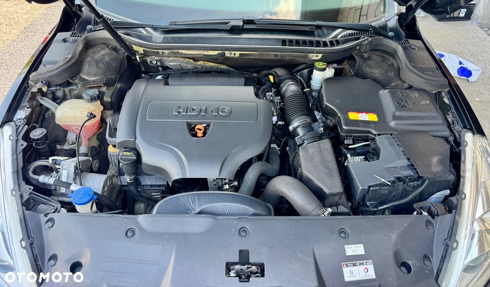 Peugeot 5008 2.0 HDi Premium - 23