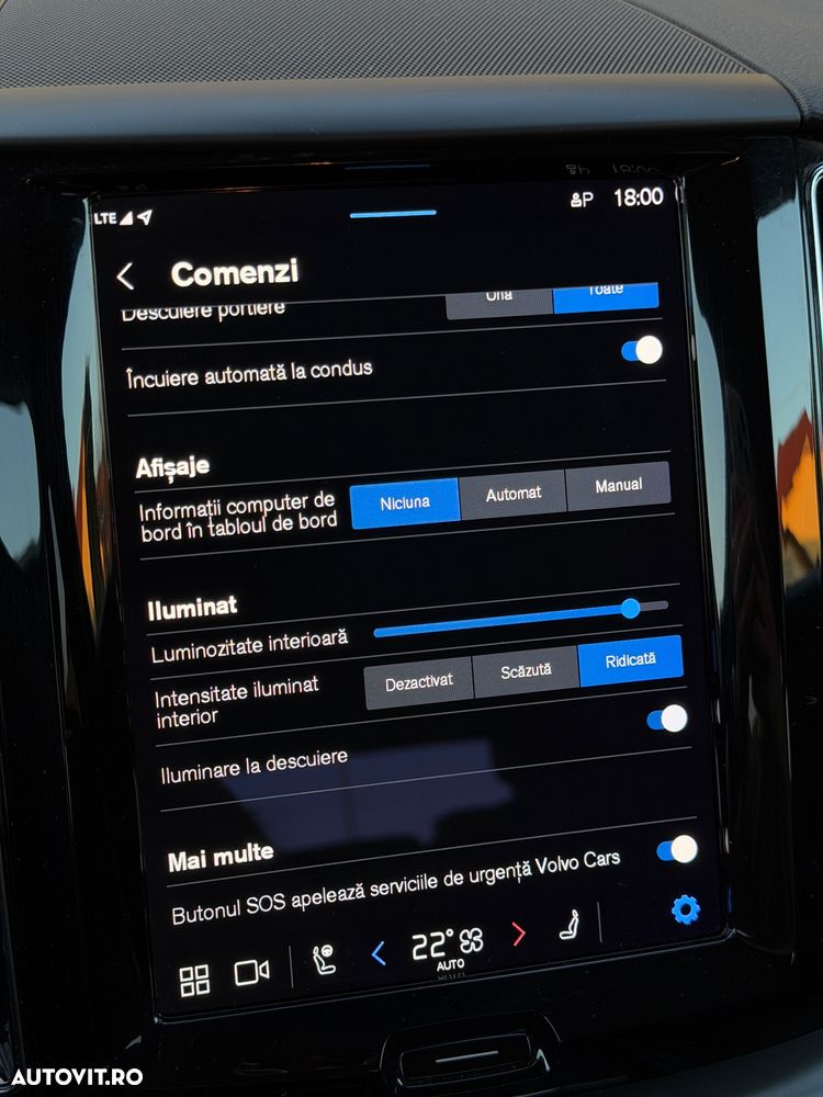 Volvo XC 60 B4 MHEV AWD Momentum Pro - 25