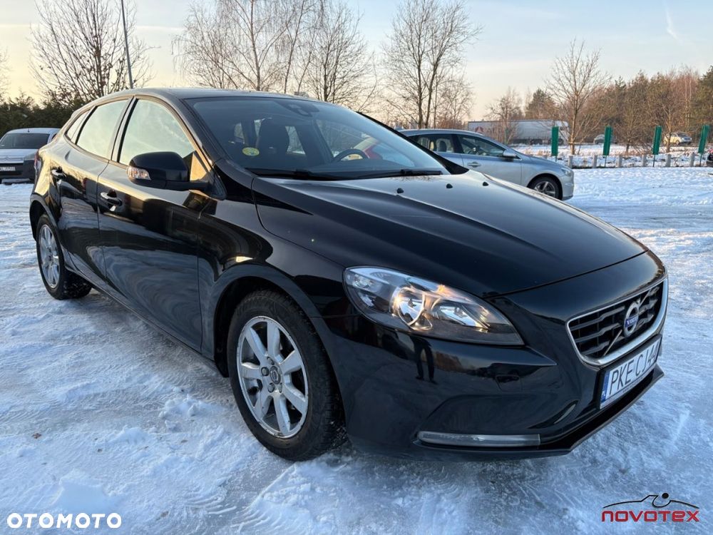 Volvo V40 D2 Momentum - 3