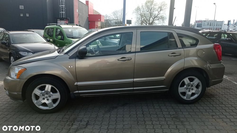Dodge Caliber 1.8 SXT - 8