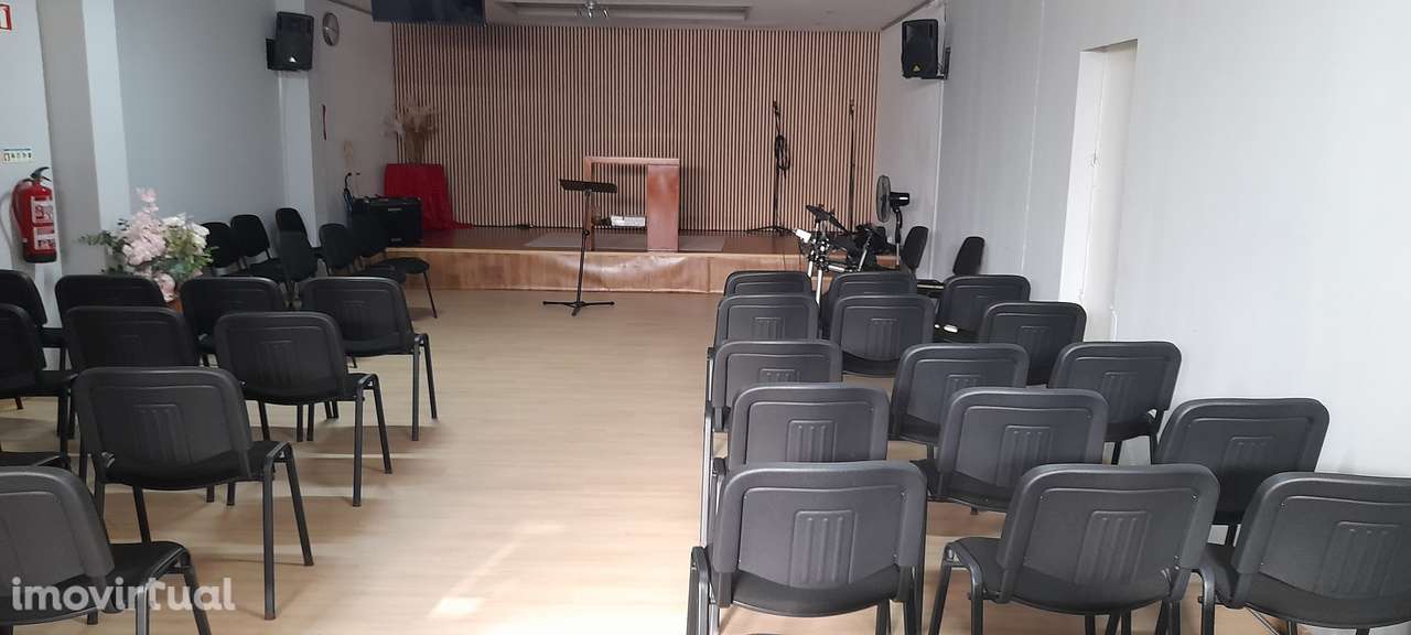 Prédio para Escritório/Retail com 157,5m² Almada , Sobreda da Caparica - Grande imagem: 2/5