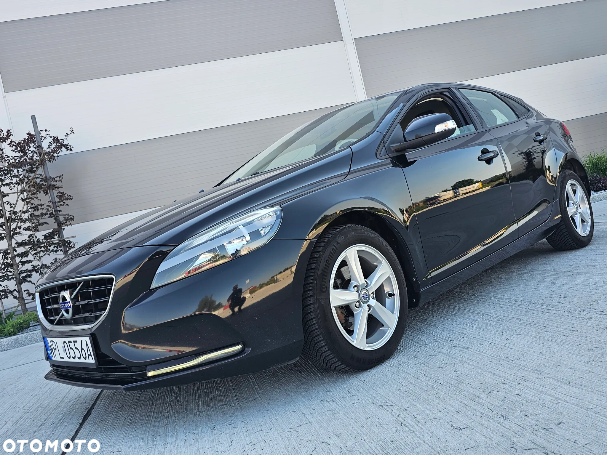 Volvo V40 D2 Momentum - 35