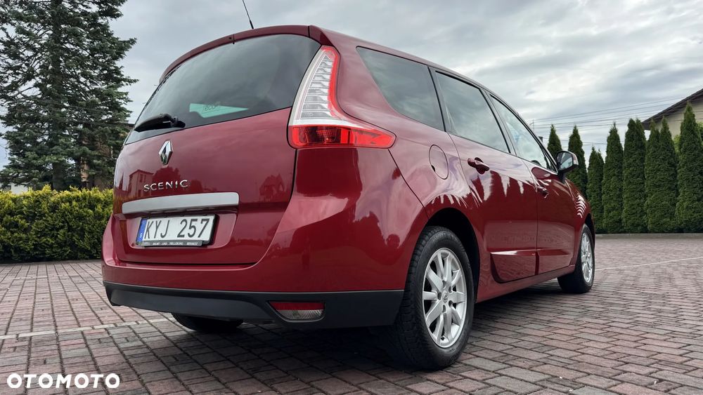 Renault Grand Scenic Gr 1.6 16V Luxe Privilege - 12