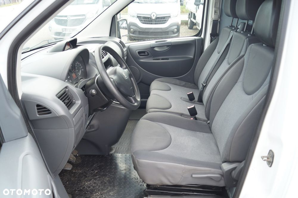 Peugeot Expert - 13