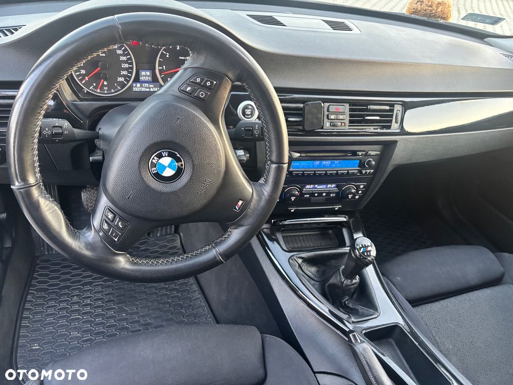 BMW Seria 3 - 12
