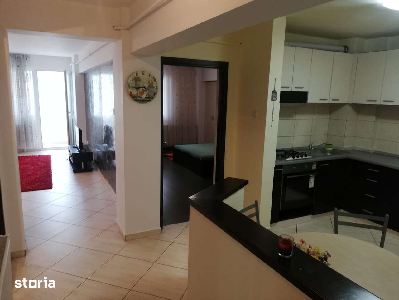 Obcini-La intrare in Obcini-2 camere decomandat, et.1 ,mobilat,76,24mp - Imagine principală: 3/8