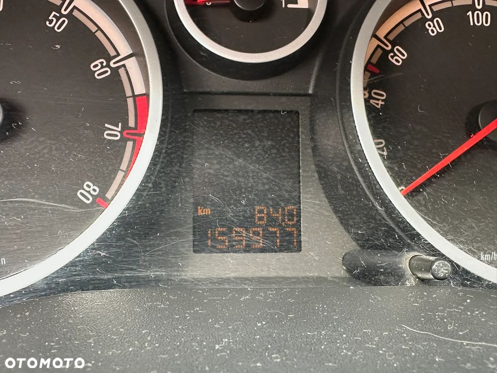 Opel Corsa 1.2 16V Cosmo - 13