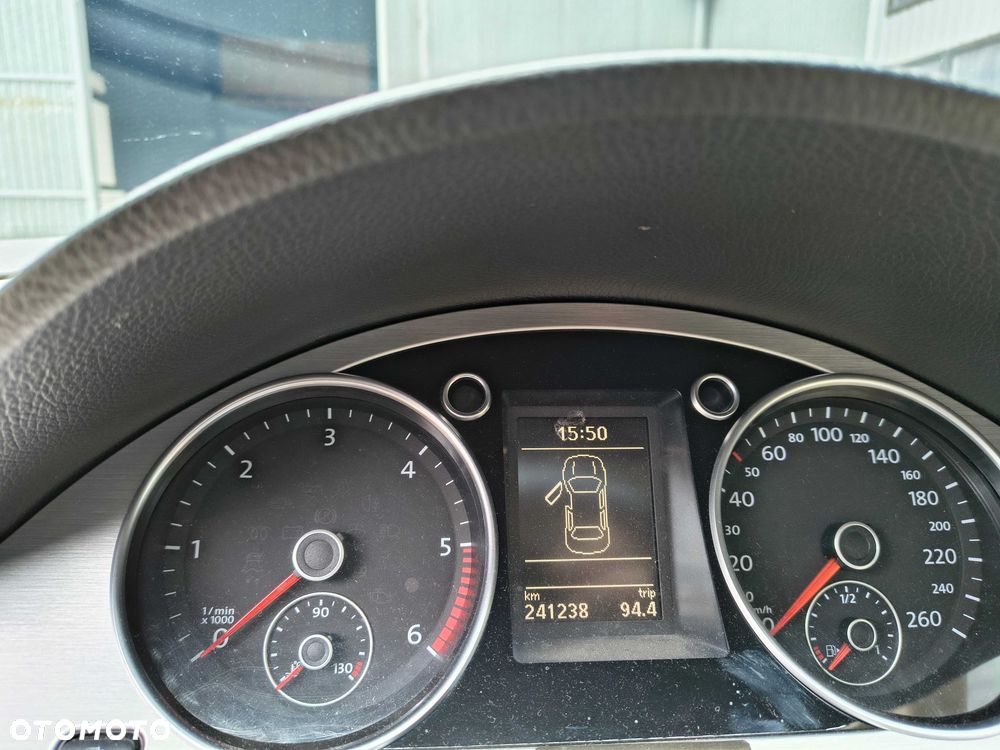 Volkswagen Passat - 7