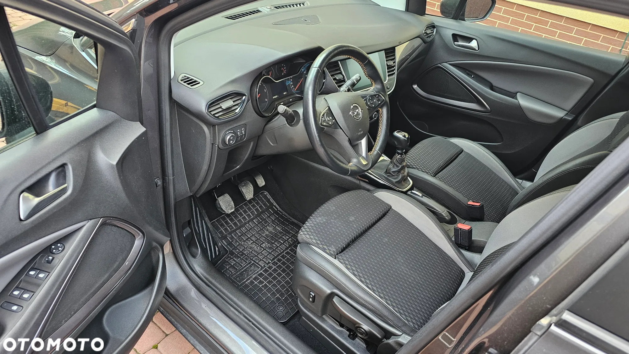 Opel Crossland X - 7