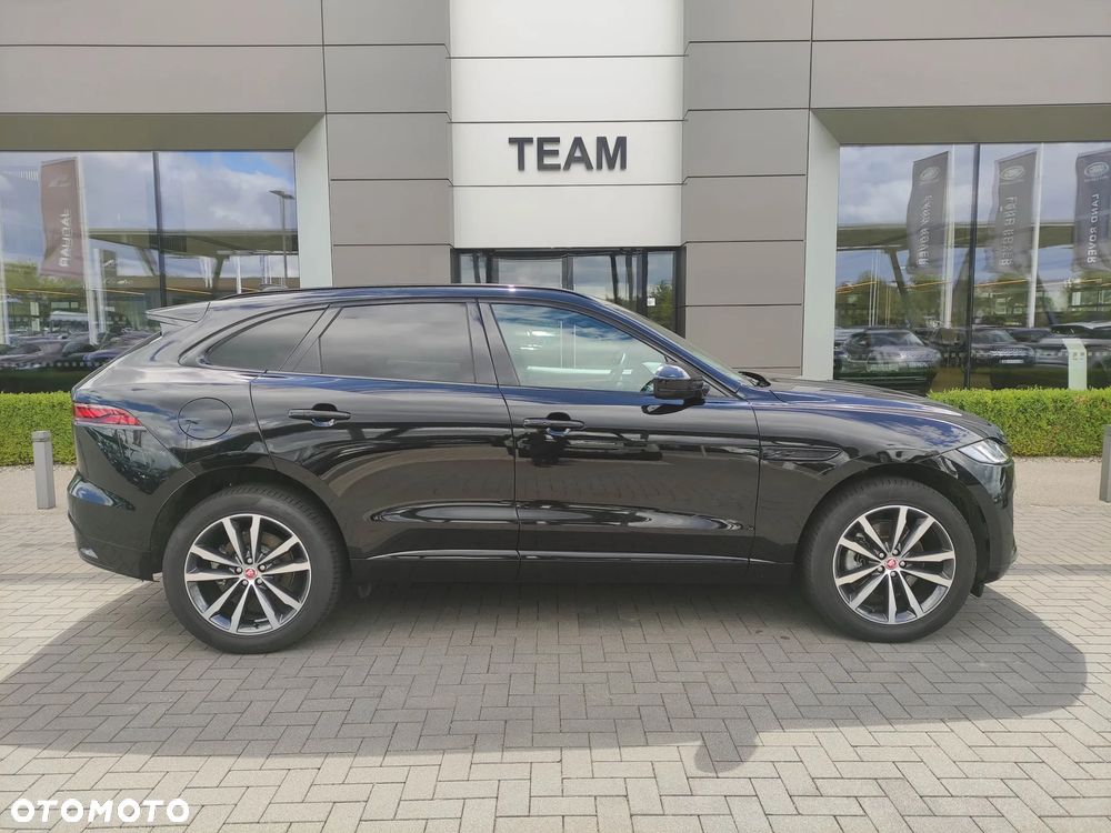 Jaguar F-Pace - 14