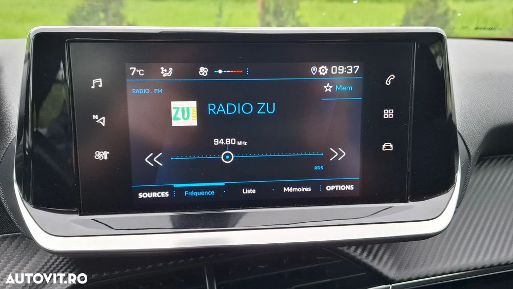 Peugeot 2008 1.2 L PureTech STT Active - 24