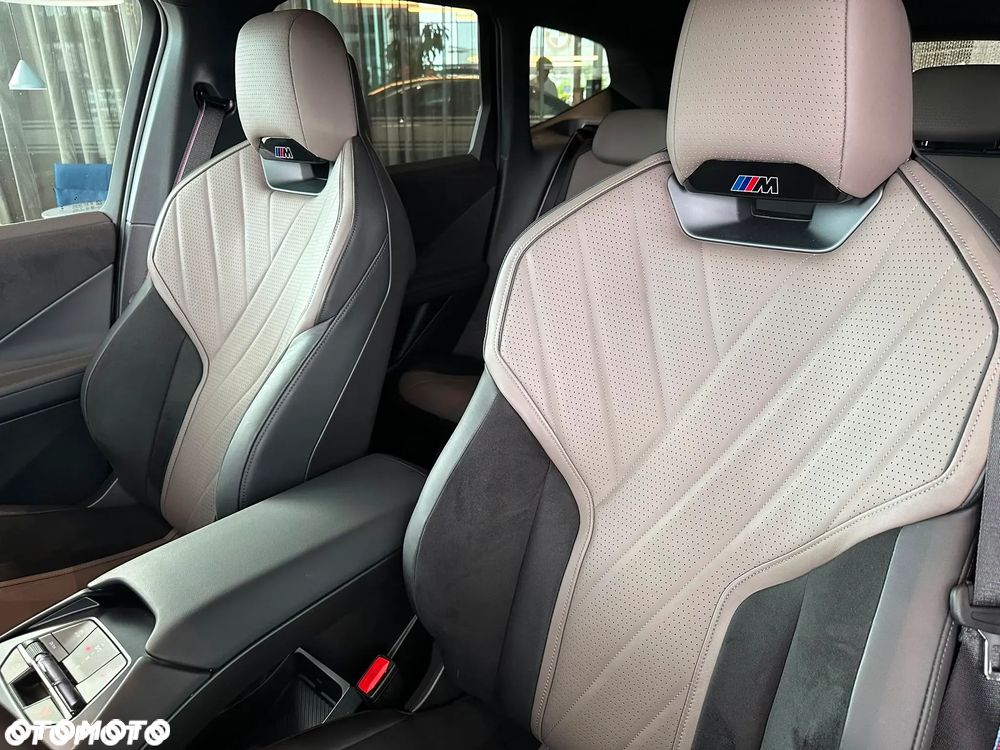 BMW iX3 50 xDrive 113.4kWh - 19