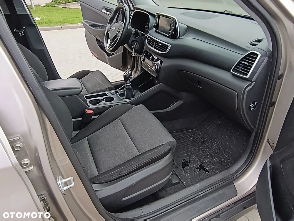 Hyundai Tucson 1.6 GDi Comfort 2WD - 22
