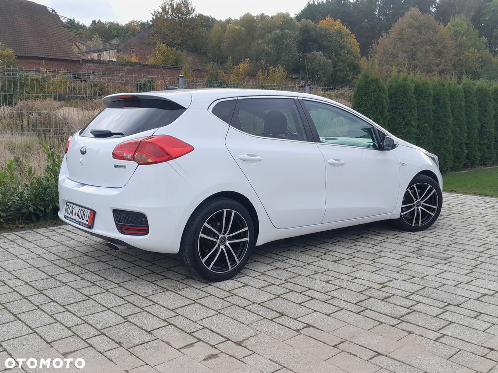 Kia Ceed 1.6 CRDi Spirit - 2