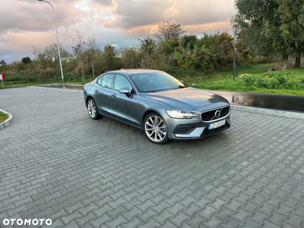 Volvo S60 T6 AWD Momentum Pro - 4
