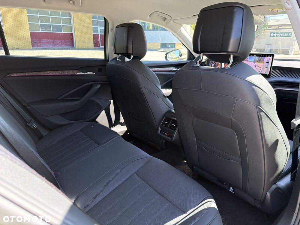 Skoda Superb 1.5 TSI Plug-in Hybrid L&K DSG - 21