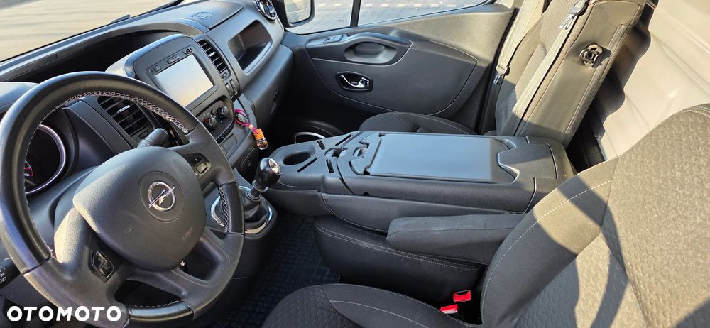 Opel Vivaro B - 37