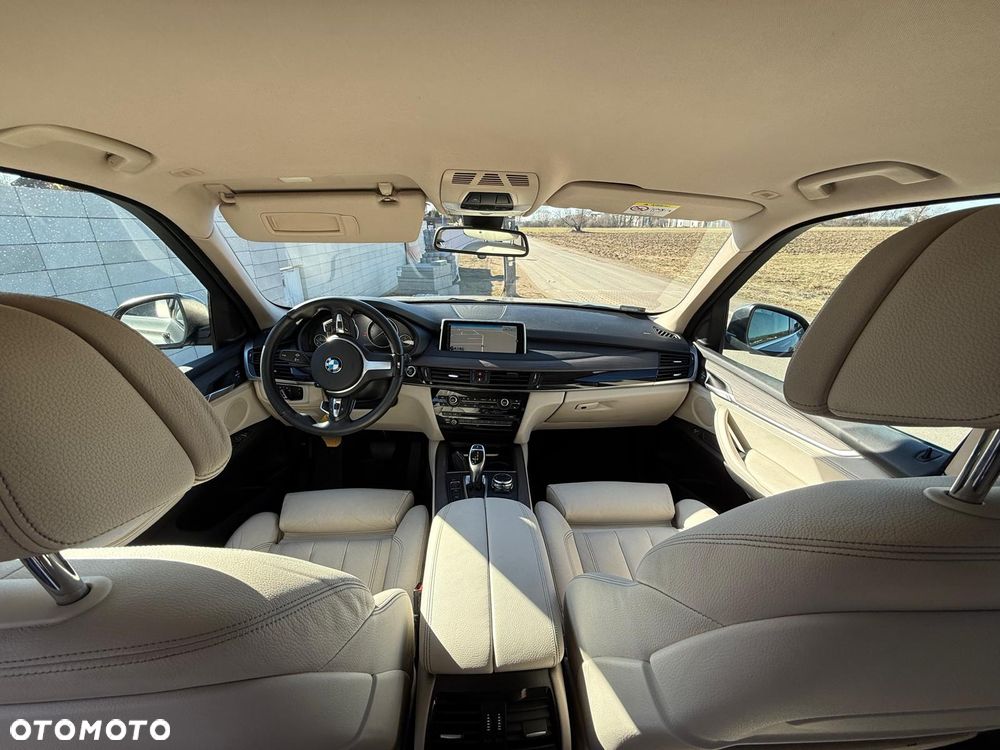 BMW X5 xDrive25d - 8