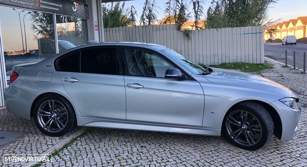 BMW 330 e iPerformance Pack M - 5