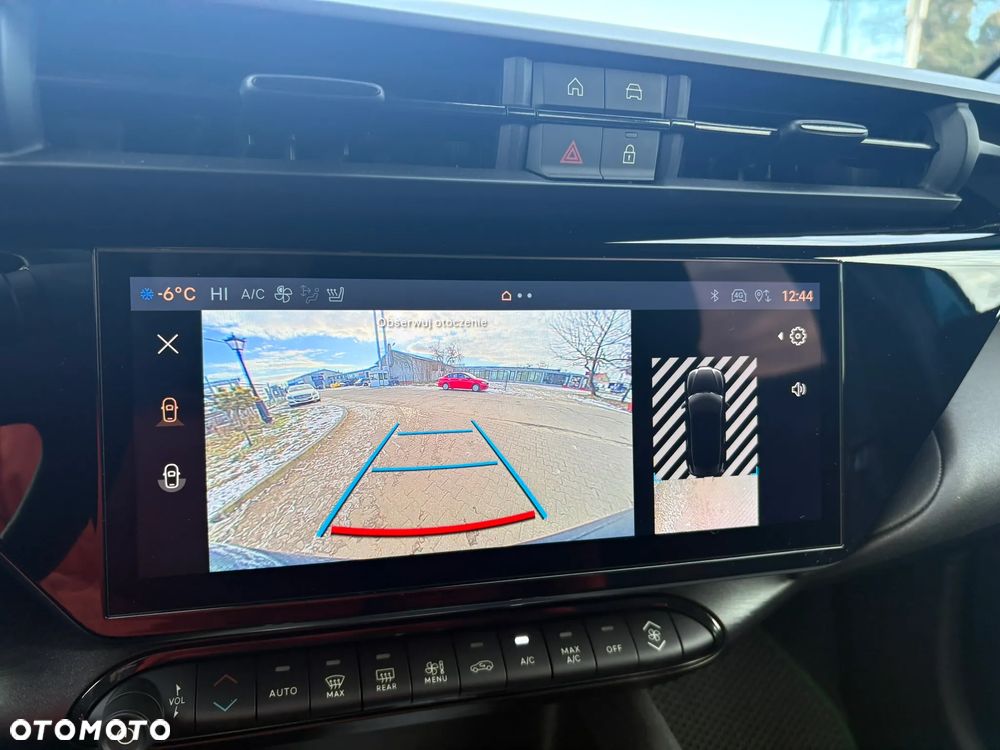 Alfa Romeo Junior 1.2 mHEV Ibrida Speciale eDCT - 18